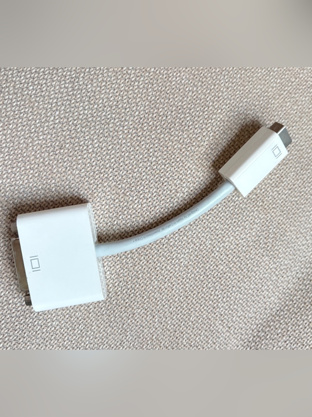 Apple White Mini-DVI to DVI Adapter